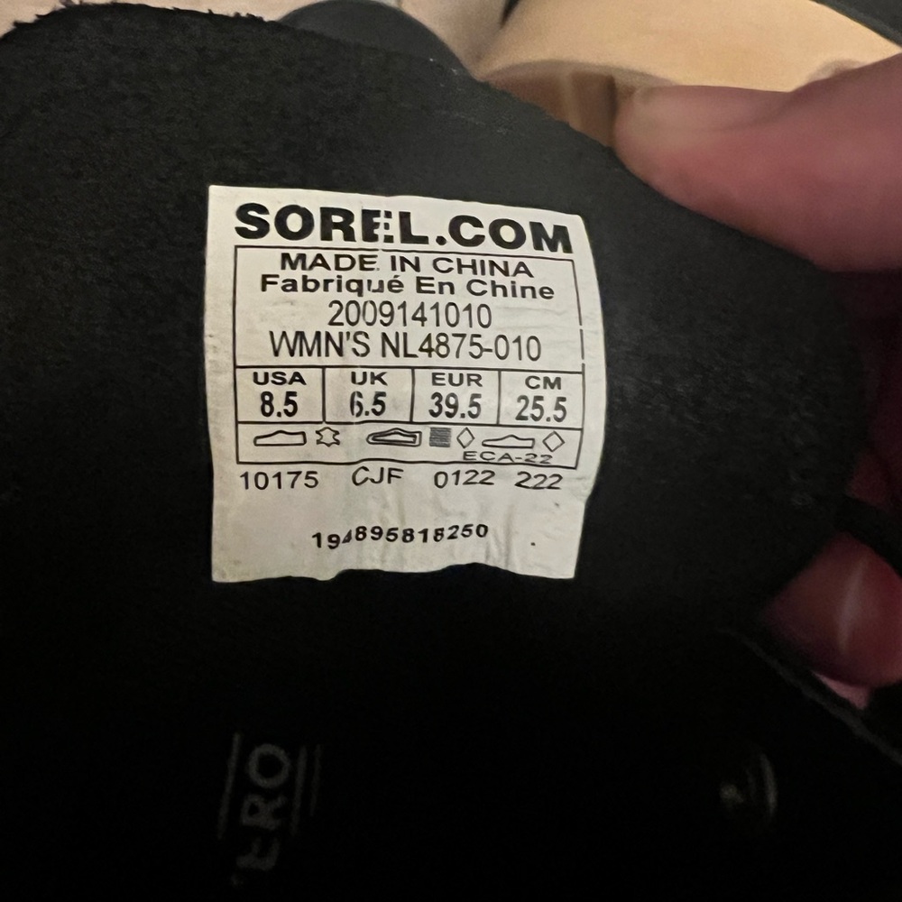 Sorel Women's Hi-Line Lace-Up Lug Combat Boots - Picture 12 of 12